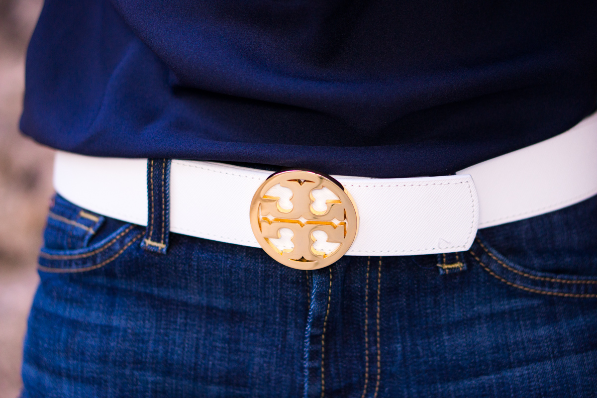 3 Reasons Why a Statement Belt is a Wardrobe Essential | Why I love the Tory Burch Reversible Logo Belt | Petite-friendly belt | Best Belt Review