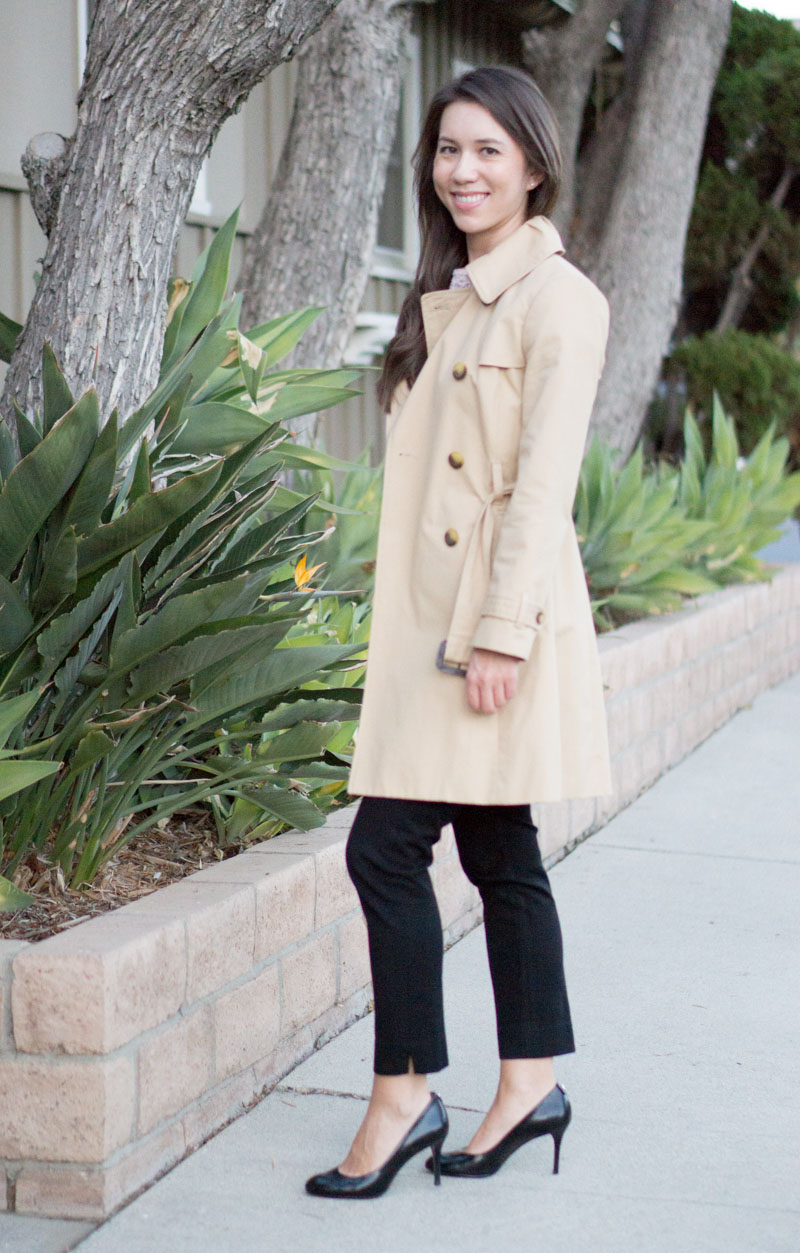 Petite Fashion | Petite Style | Trench Coat Wardrobe Essential Review | Banana Republic burgundy trench coat | J. Crew factory trench coat | 3 Reasons why a trench coat is a wardrobe essential | Finding a petite-friendly trench coat | Click to read more!