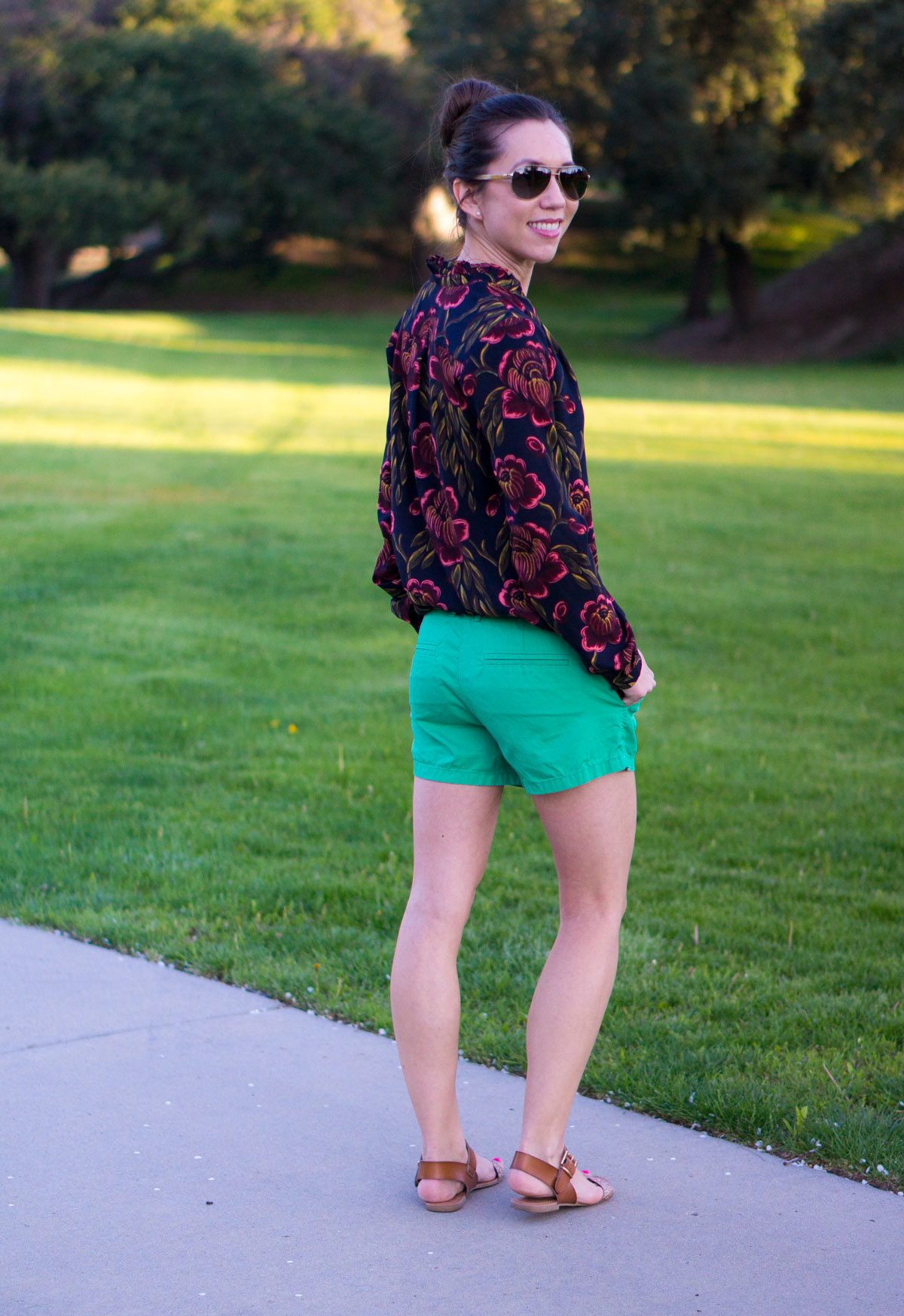 How to wear Spring Florals | Ann Taylor Garden Pleated Petite Blouse | office work date casual outfits| Target Lakitia Sandals | Paige white jeans | J. Crew shorts | Banana Republic Sloan Pants | Talbots horsebit belt clasp | | Tory Burch Chain Wallet