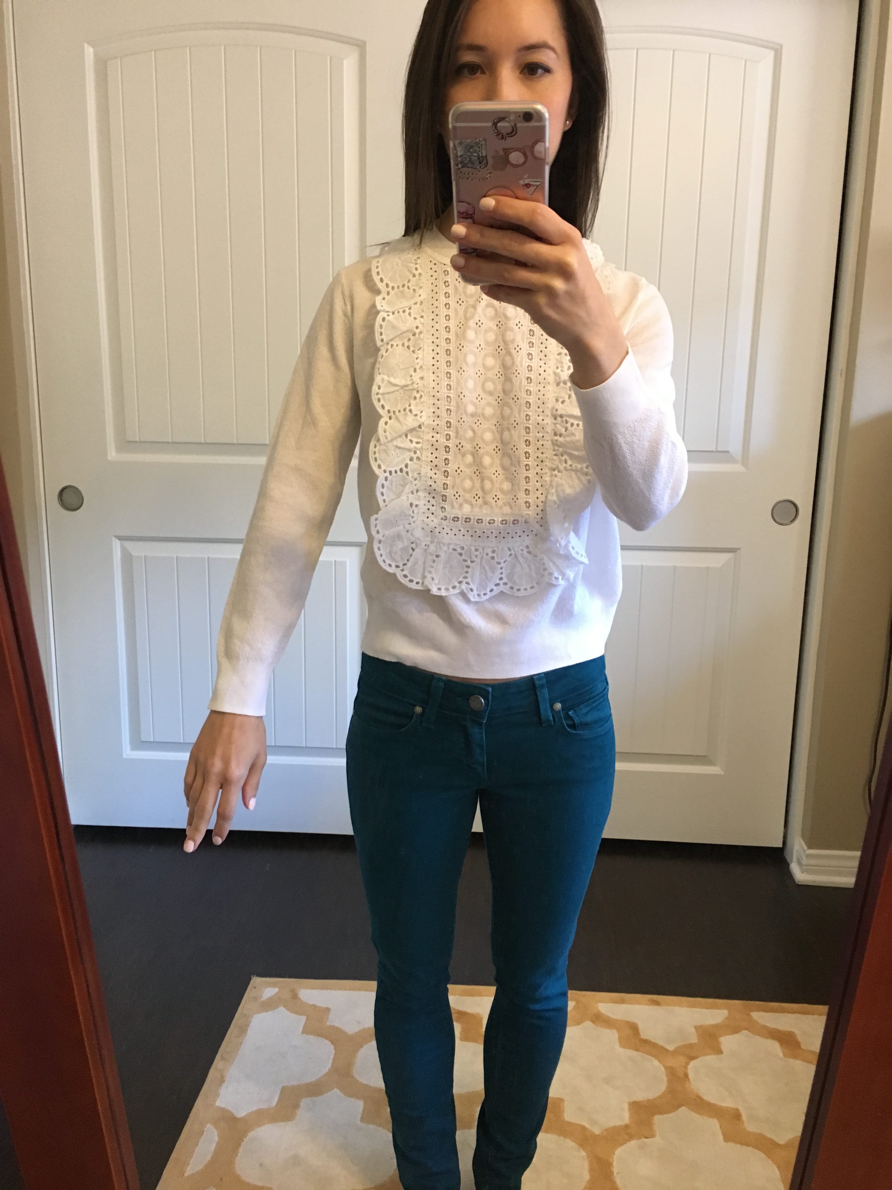 Petite-Style-Script-J-Crew-Eyelet-Sweater-White-Summerweight-Cotton-Review-petite-fashion-style-blog