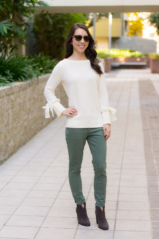 Holiday Outfit Ideas | 5 outfit ideas casual to formal holiday celebrations | Christmas Day outfit | Mint green flare skirt | Talbots tie-cuff boatneck sweater bow sweater review | Talbots Hermes horsebit belt | opaque tights | Anthropologie green jeans | LOFT burgundy corduroy pants | petite fashion and style blog