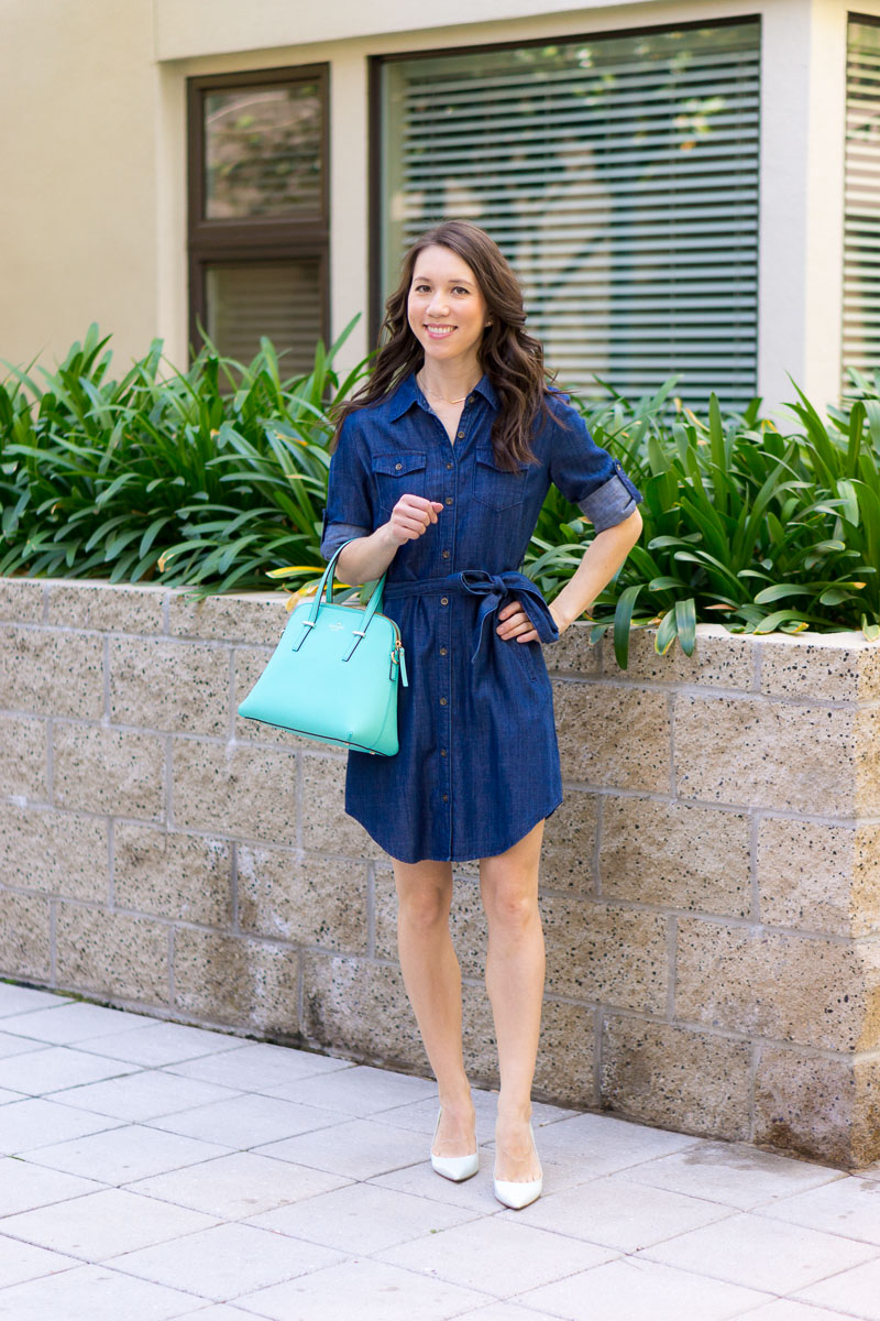 How to style chambray dress | casual to work settings | petite fashion and style blog | capsule wardrobe | spring outfit ideas | Kate Spade mint green handbag | mint green high heels | Nordstrom reversible tote bag | J. Crew Factory chambray tie waist dress | hot summer office style | business casual outfit ideas