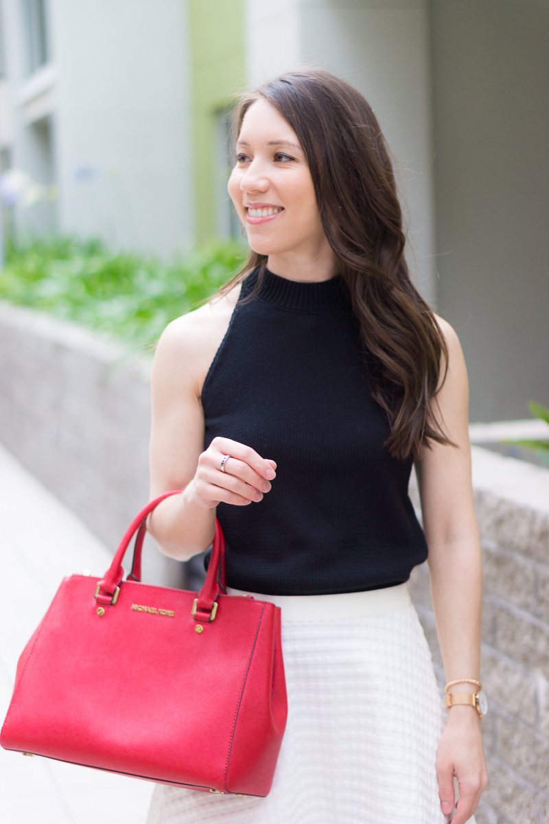 4 Go-To Summer Outfit Formulas | thredUP review | Secondhand first | Capsule Wardrobe | Project333 | Theory white skirt | Floral skirt | NIC+ZOE red cardigan | red bow heels | floral dress | Paige denim shorts floral top | petite fashion style blog via @PStyleScript