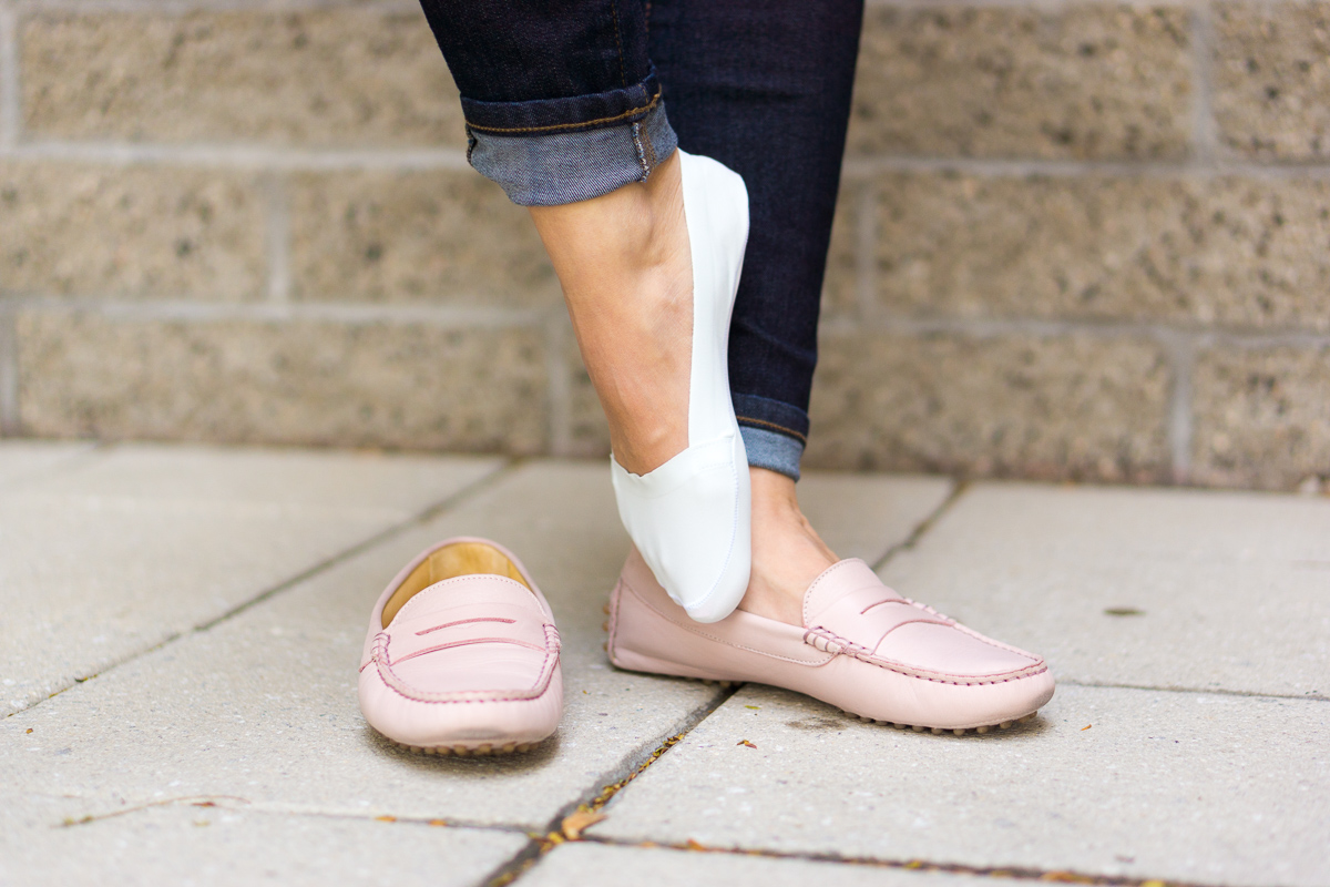 My Go-To Socks for Flats, Loafers, & Sneakers with Sheec Socks Review of the Solehugger Invisicool and Active X Reinforced Antimicrobial Sock. Perfect for Tieks ballet flats, Rothy's flats, M. Gemi loafers, and Nike sneakers or slip-on sneakers. My favorite socks by Sheec!